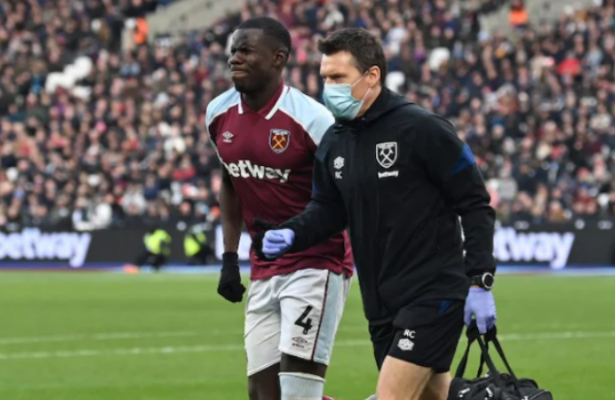 Premier League Footballer Kurt Zouma Apologises For Kicking Cat In Shocking Online Video