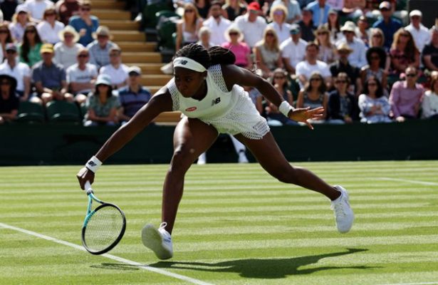 Gauff hangs tough to reach Wimbledon second round