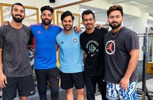 Rishabh Pant Reunion with his Team Mates,